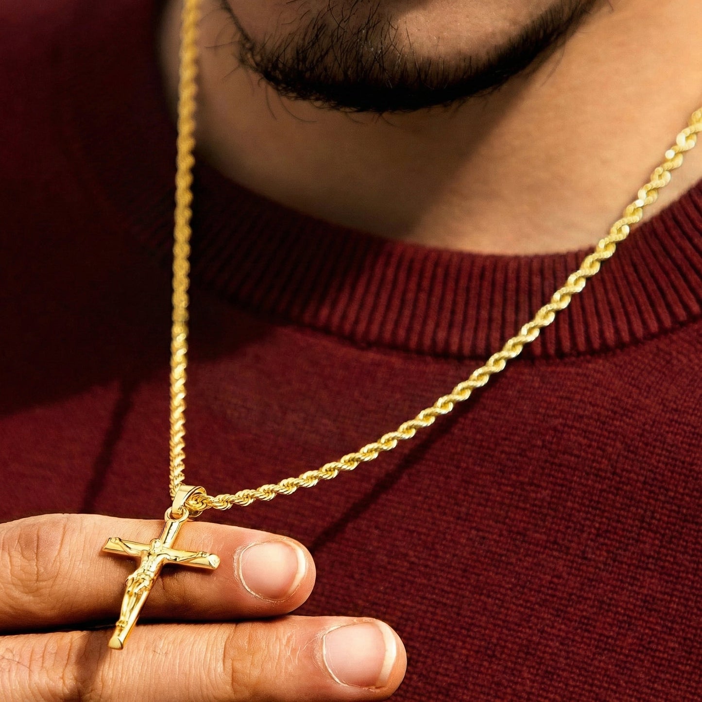 Lănțișor Împletit cu Crucifix din Inox Placat cu Aur